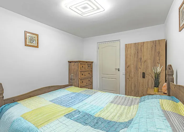 Two Bedroom In Bella Vista Costa Adeje (Tenerife)